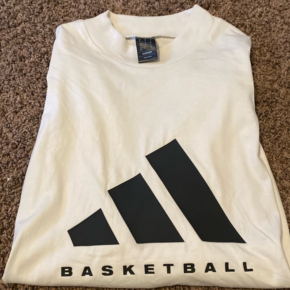 Adidas men’s basketball shirt short sleeve